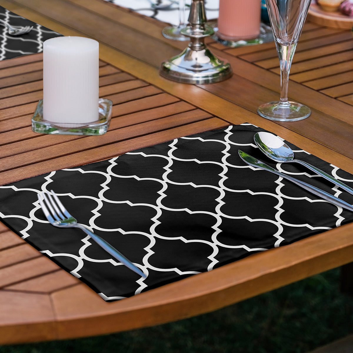 ILKA Oriental Black&White